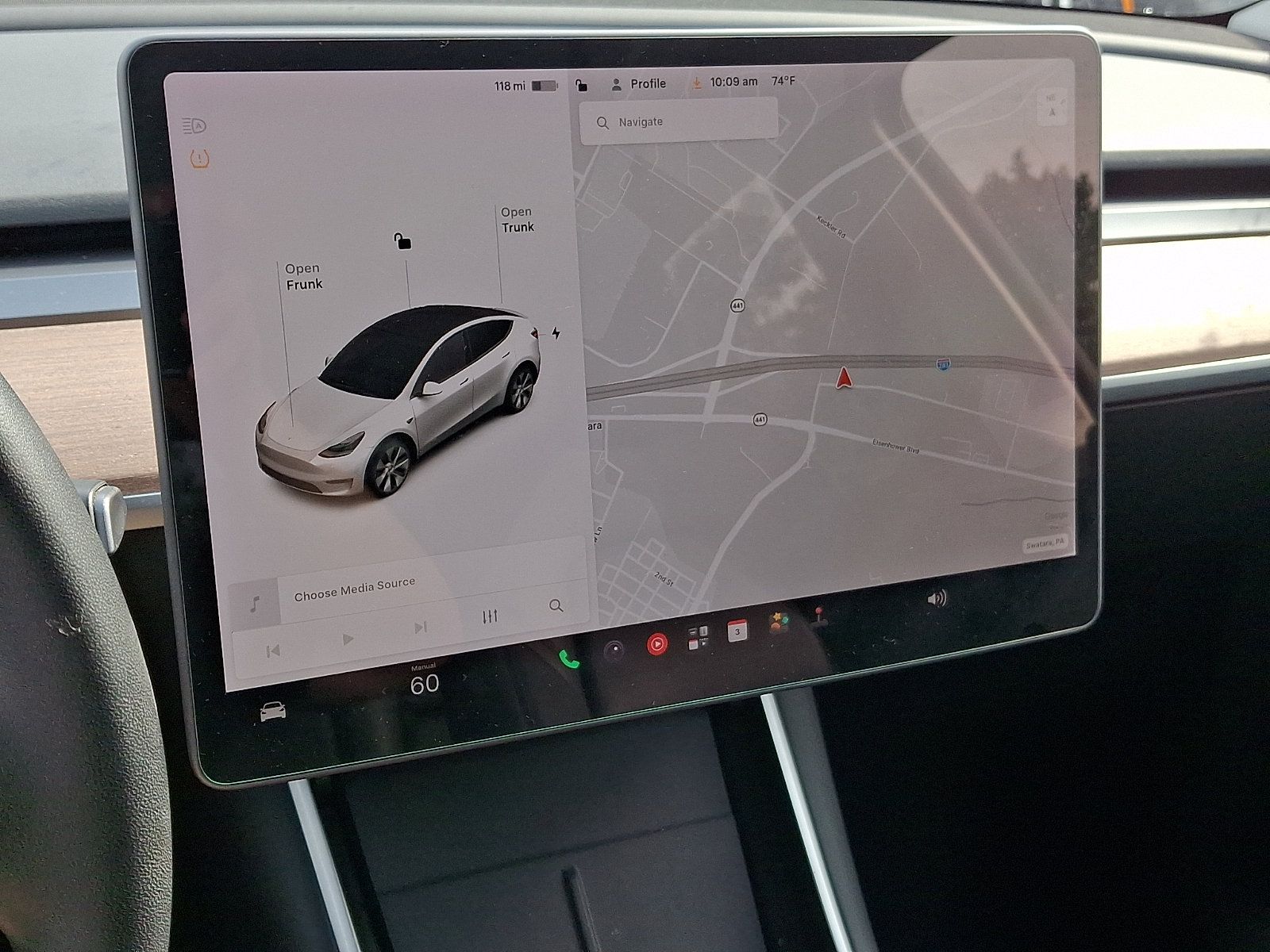 Used 2021 Tesla Model Y Long Range AWD/4WD image 16