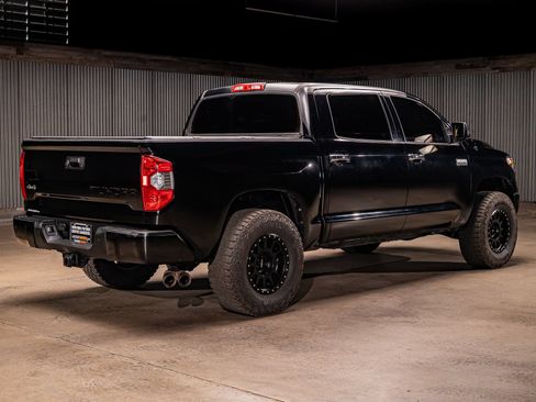 Used 2017 Toyota Tundra Platinum AWD/4WD image 9