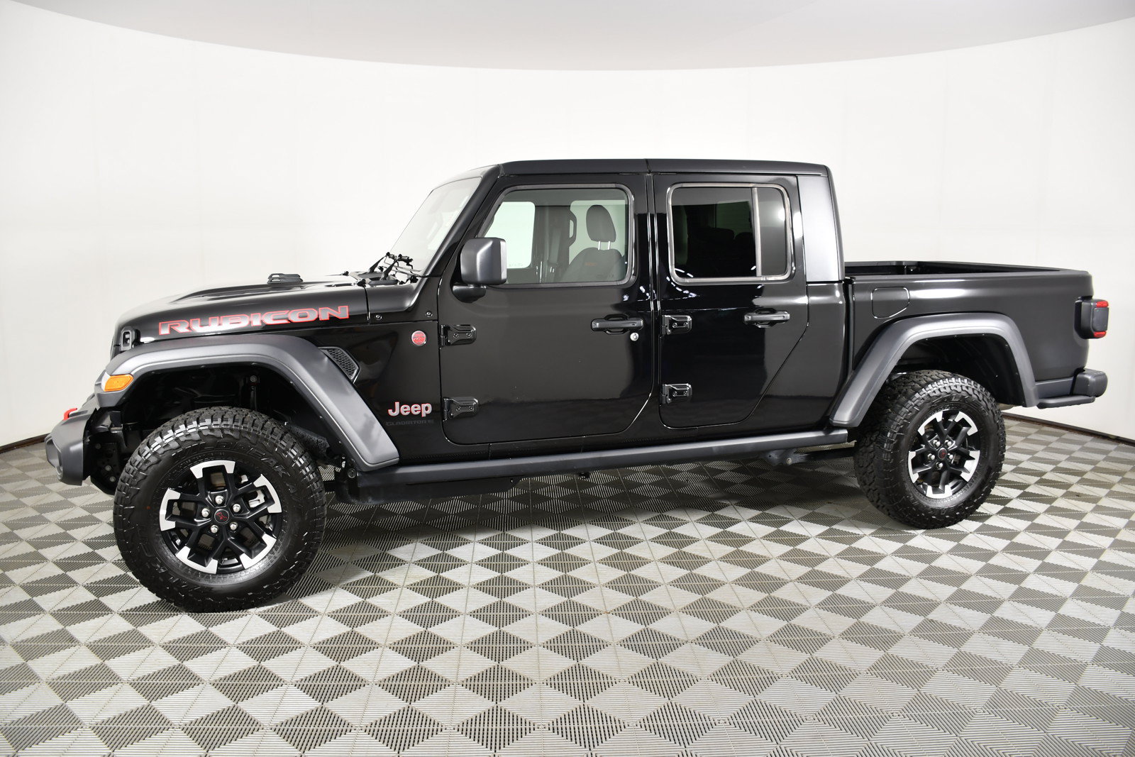 Used 2026 Jeep Gladiator Rubicon AWD/4WD image 9