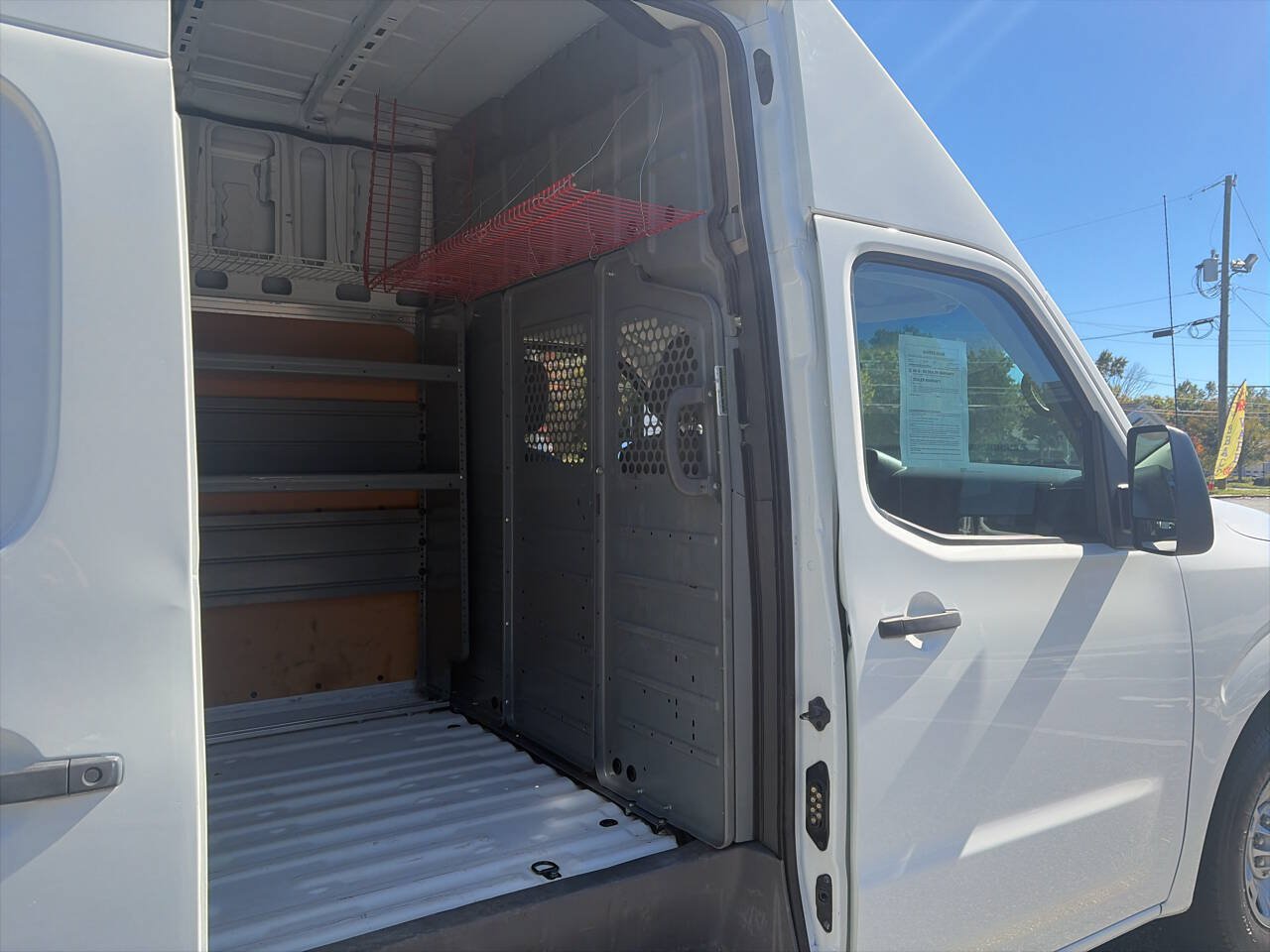 Used 2020 Nissan NV 2500 SV w/ Back Door Glass Package RWD image 19