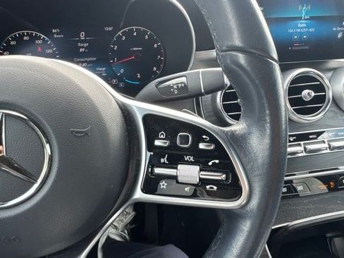 Used 2022 Mercedes-Benz GLC 300 image 37