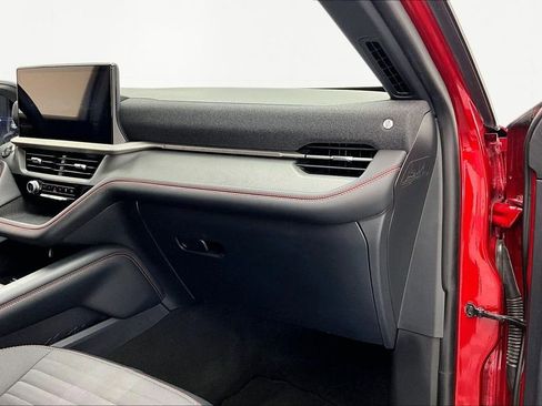 Certified 2025 Ford Explorer ST-Line w/ ST-Line Street Pack image 17