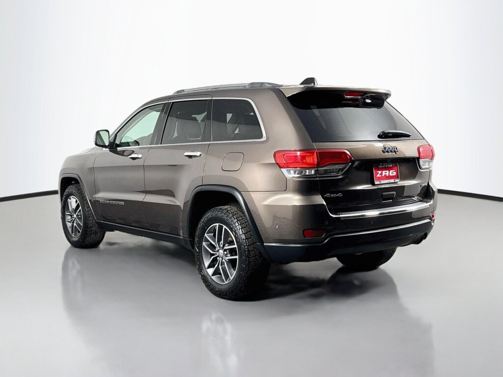 Used 2018 Jeep Grand Cherokee Limited AWD/4WD image 3