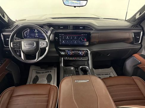 Used 2026 GMC Sierra 2500 Denali Ultimate AWD/4WD image 19