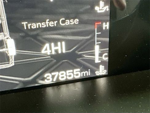 Used 2023 GMC Canyon Elevation image 14