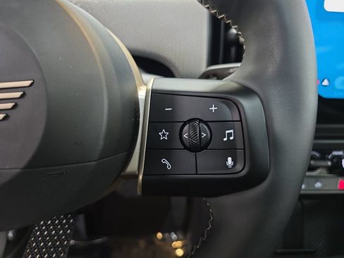 Used 2025 MINI Cooper S FWD image 21
