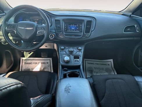 Used 2015 Chrysler 200 S image 10