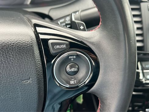 Used 2017 Honda Accord Sport Special Edition image 31