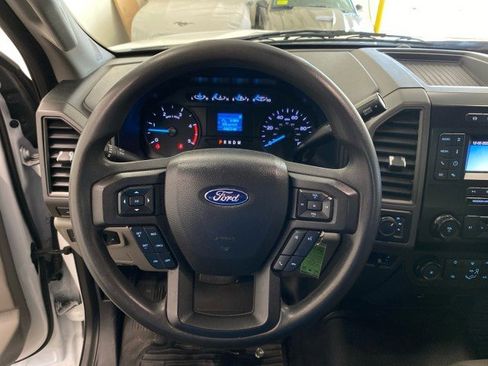 Used 2022 Ford F550 4x4 Regular Cab Super Duty image 12