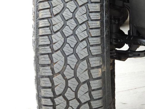 Used 2019 Jeep Wrangler Unlimited Sport S image 28