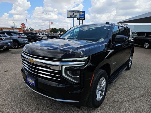 Used 2025 Chevrolet Tahoe LT RWD image 4