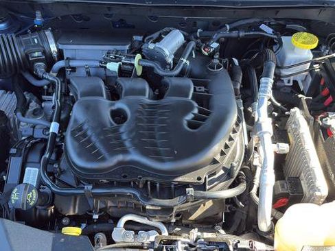 Used 2020 Jeep Cherokee Limited AWD/4WD image 14