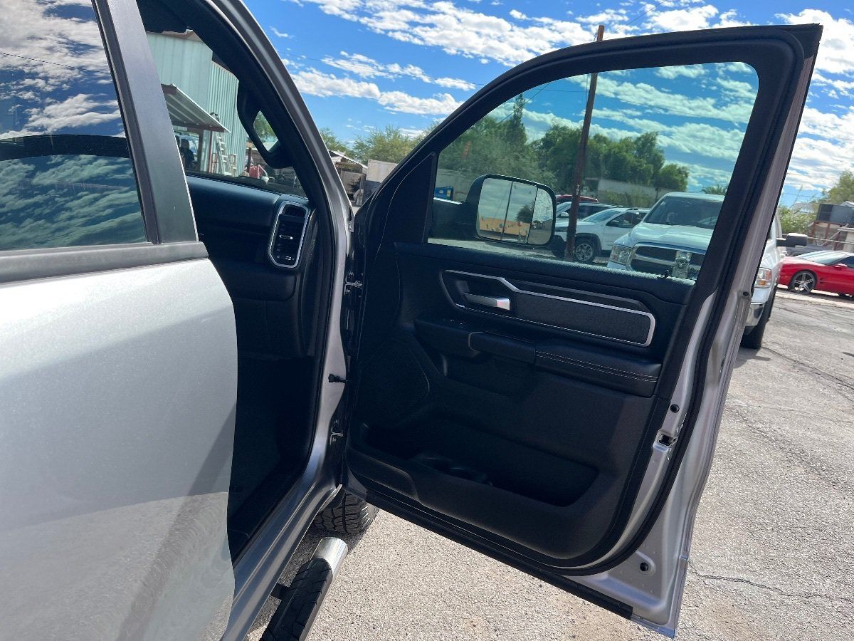 Used 2019 RAM 1500 Big Horn AWD/4WD image 37