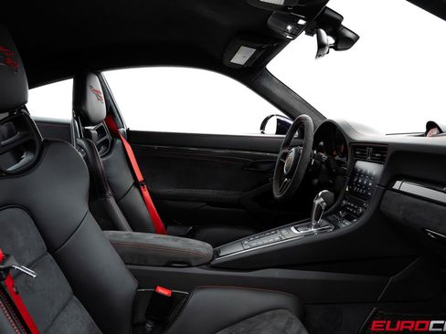Used 2018 Porsche 911 GT2 RS RWD image 47