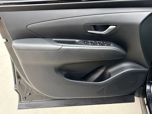 Used 2023 Hyundai Tucson SE image 23