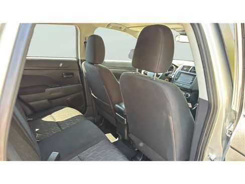 Used 2024 Mitsubishi Outlander Sport ES AWD/4WD image 16