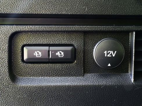 Used 2023 Lincoln Nautilus Reserve AWD/4WD image 15