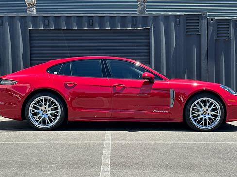 Certified 2023 Porsche Panamera Platinum Edition RWD image 9
