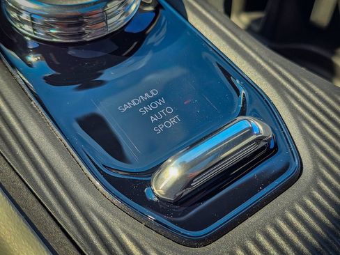 New 2026 Jeep Cherokee Limited AWD/4WD image 22