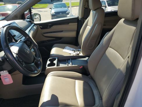 Used 2021 Honda Odyssey Touring image 16