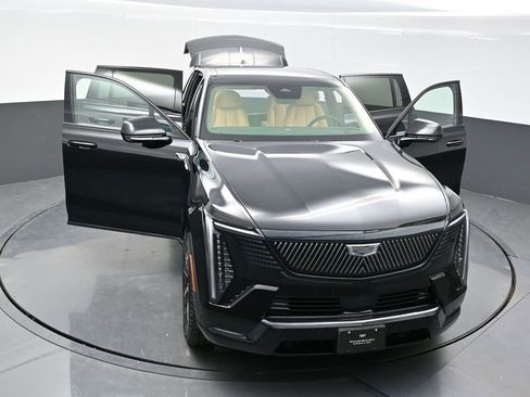 New 2026 Cadillac Escalade IQ Sport 2 w/ LPO, Floor Liner Package image 25