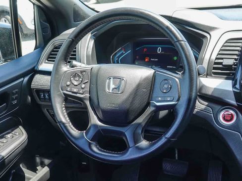 Used 2023 Honda Odyssey Sport image 14