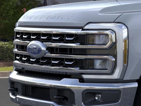 New 2026 Ford F250 Lariat w/ Lariat Premium Package image 17