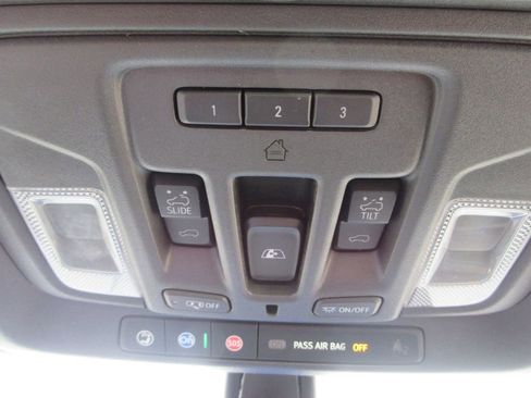 Certified 2020 GMC Sierra 1500 AT4 w/ AT4 Premium Package image 39