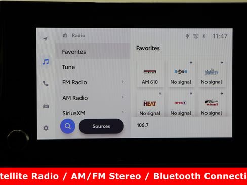 Used 2025 Toyota Camry SE image 19