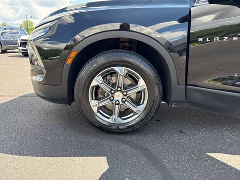 Used 2024 Chevrolet Blazer LT w/ LPO, Floor Liner Package AWD/4WD image 32