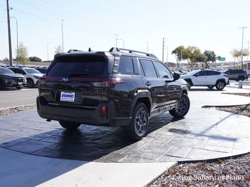 Used 2026 Subaru Outback Premium image 5