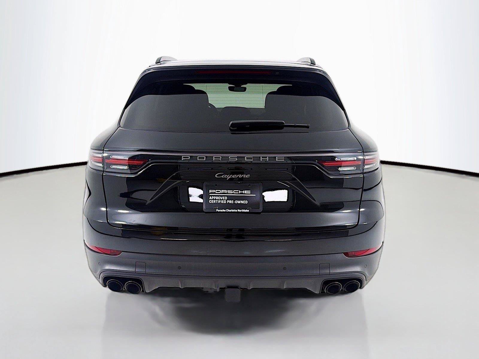 Used 2023 Porsche Cayenne Platinum Edition AWD/4WD image 27