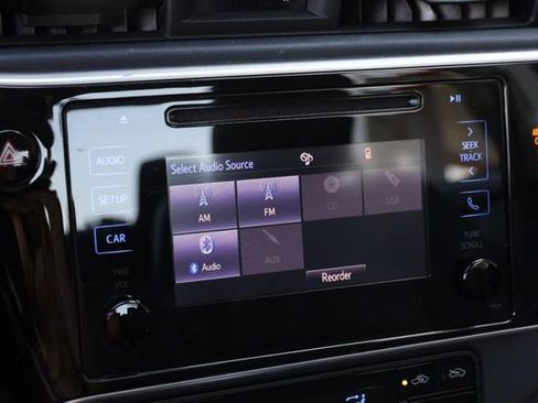 Certified 2019 Toyota Corolla SE FWD image 15