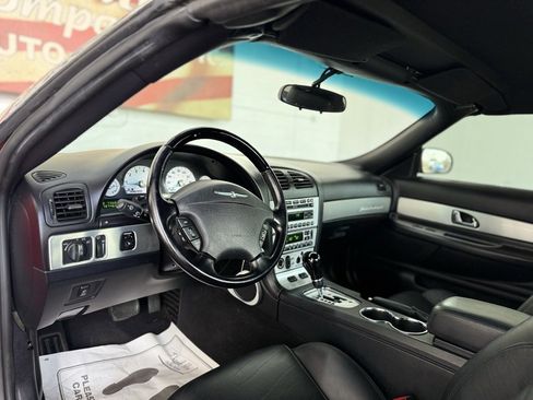 Used 2003 Ford Thunderbird Base image 23