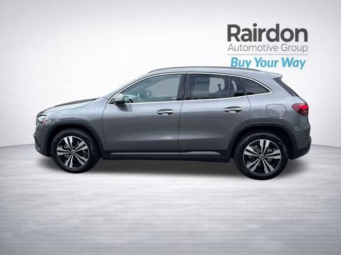 Used 2025 Mercedes-Benz GLA 250 4MATIC image 4