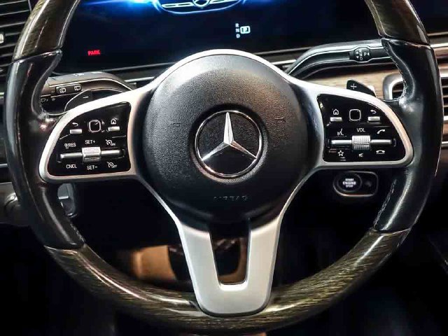 Used 2021 Mercedes-Benz GLE 450 4MATIC w/ AMG Line Exterior image 19