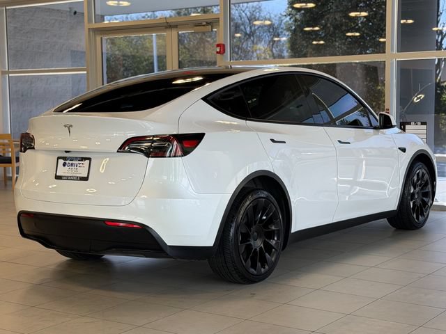 Used 2024 Tesla Model Y Long Range AWD/4WD image 12
