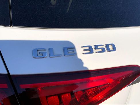 Used 2022 Mercedes-Benz GLE 350 4MATIC image 32