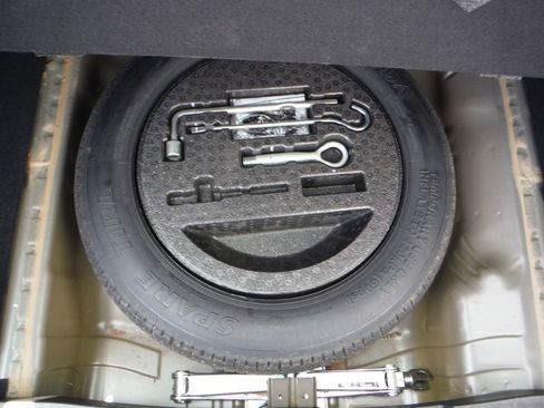 Used 2017 Honda HR-V EX image 30