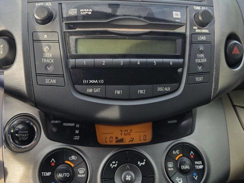 Used 2011 Toyota RAV4 Limited w/ Limited Extra Value Pkg AWD/4WD image 27