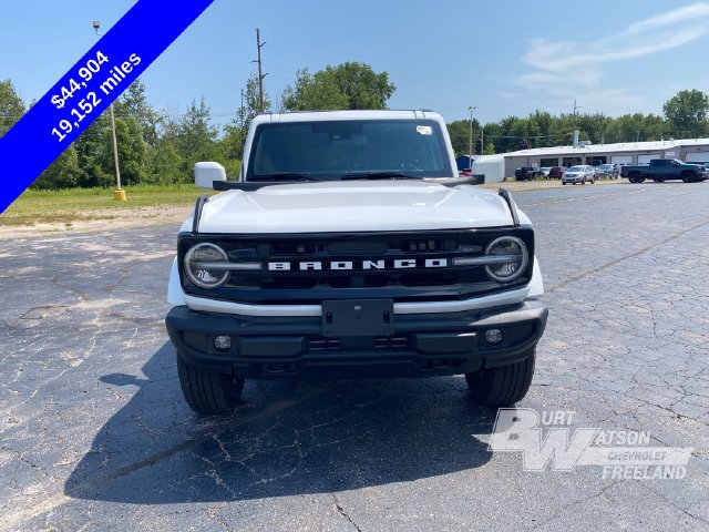 Used 2025 Ford Bronco Outer Banks AWD/4WD image 14