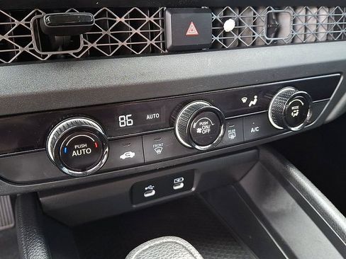 Used 2023 Honda Accord LX image 3