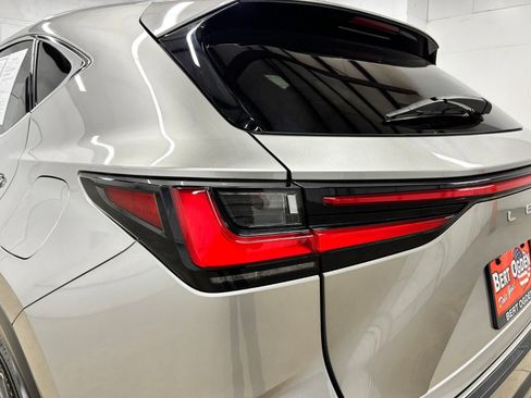 Used 2025 Lexus NX 250 FWD w/ Accessory Package (2T) image 8