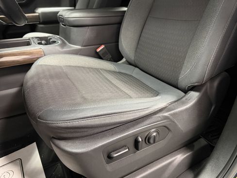 Used 2019 Chevrolet Silverado 1500 RST image 17