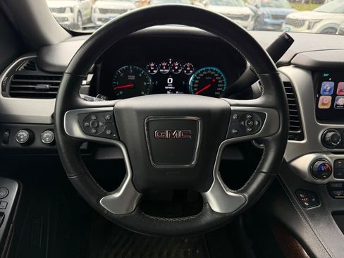 Used 2017 GMC Yukon XL SLT w/ Premium Edition AWD/4WD image 20