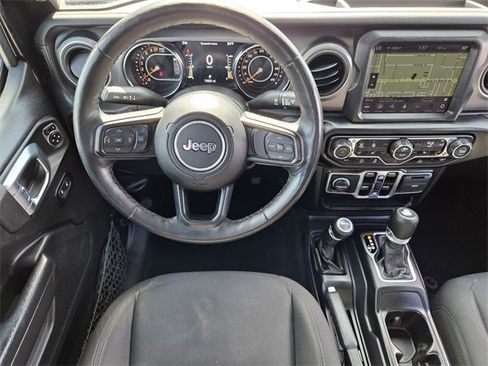 Certified 2022 Jeep Gladiator Sport image 17