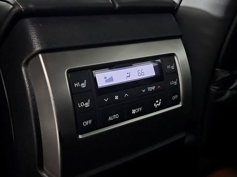Used 2023 Lexus GX 460 Premium w/ Premium Package AWD/4WD image 12