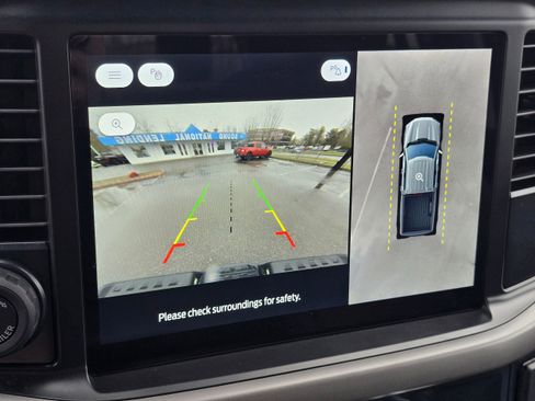 Used 2025 Ford F150 Lightning XLT image 29