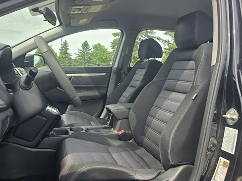 Used 2018 Honda CR-V LX image 6