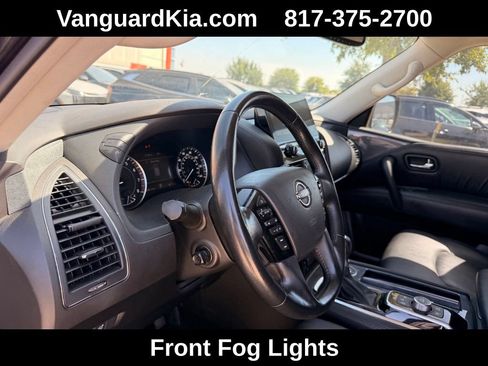 Used 2022 Nissan Armada SV w/ SV Appearance Package RWD image 14